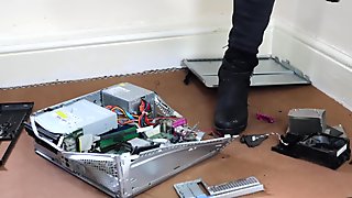 Angry Ally Crushes her Boyfriend's Computer in Boots